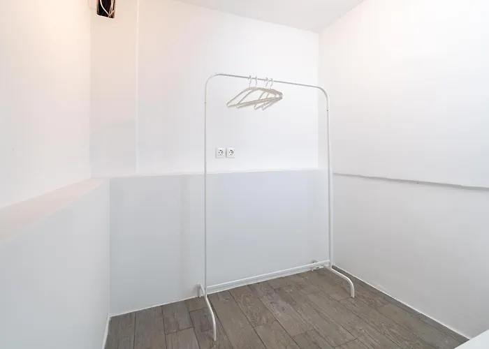 Black & White Rozna Dolina *