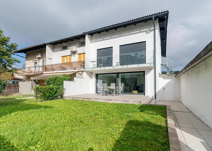 Black & White Rozna Dolina Apartamento Liubliana