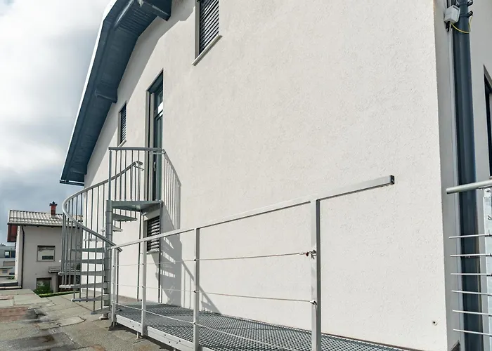 דירה Black & White Rozna Dolina *