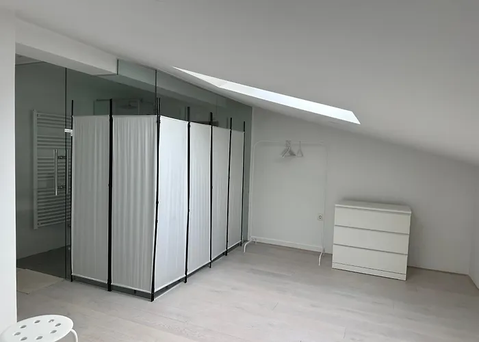 Black & White Rozna Dolina דירה לובליאנה